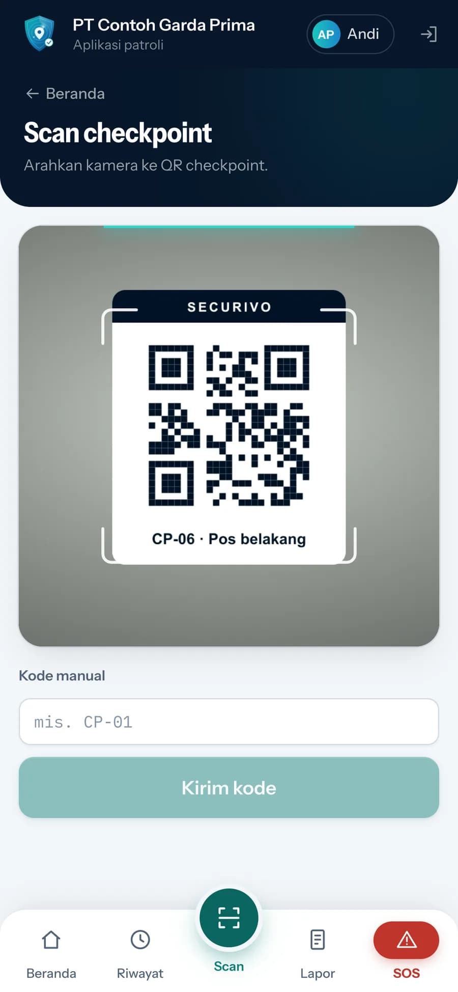 Layar scan checkpoint di aplikasi petugas, kamera mengarah ke kartu QR